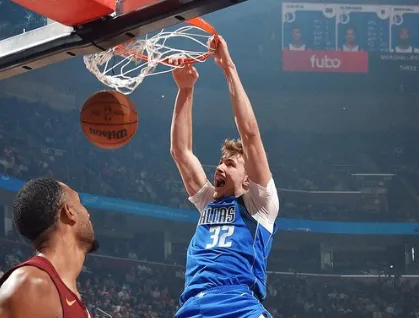 19岁84天！弗拉格单场至少25+10+5，历史第2年轻&amp;amp;仅次詹姆斯